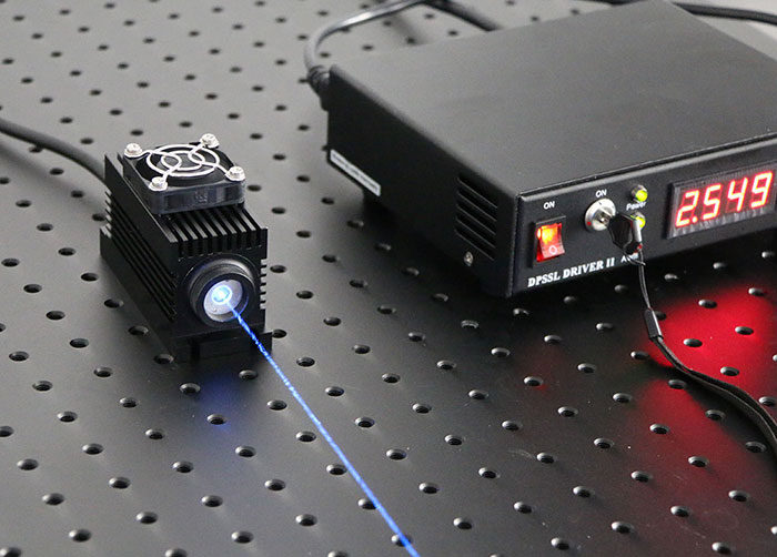 473nm 80mW Blue DPSS Laser Lab Laser CW/TTL/Analog Modulation - Click Image to Close